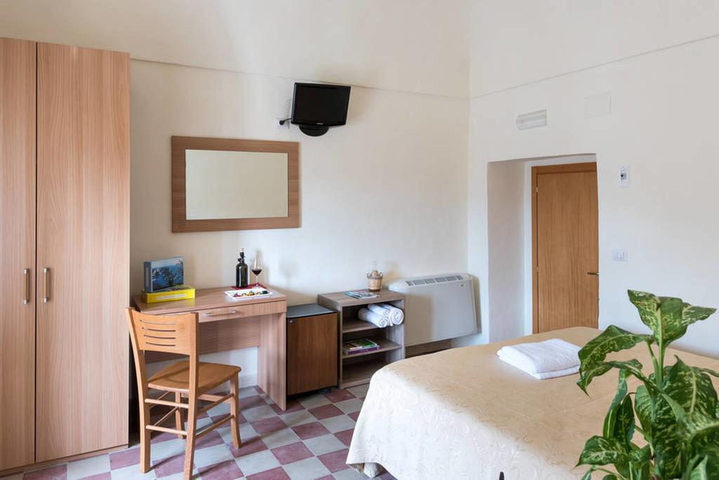 Hotel Il Campanile à Vizzini Extérieur photo